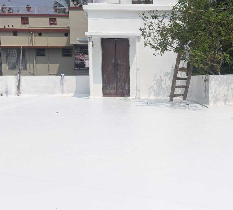 Exterior Waterproofing Paint, fibrous, 100% acrylic, with waterproof elastomer, Hellas Cool White, SurfaPaint™ 10L