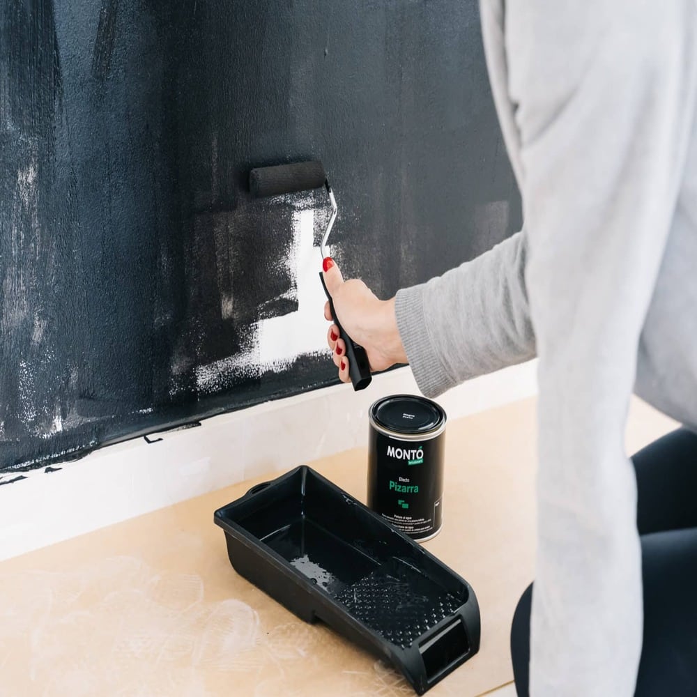 Decorative paint with Blackboard Effect, turns any wall into a blackboard on which you can write with chalk, Monto, 500ml